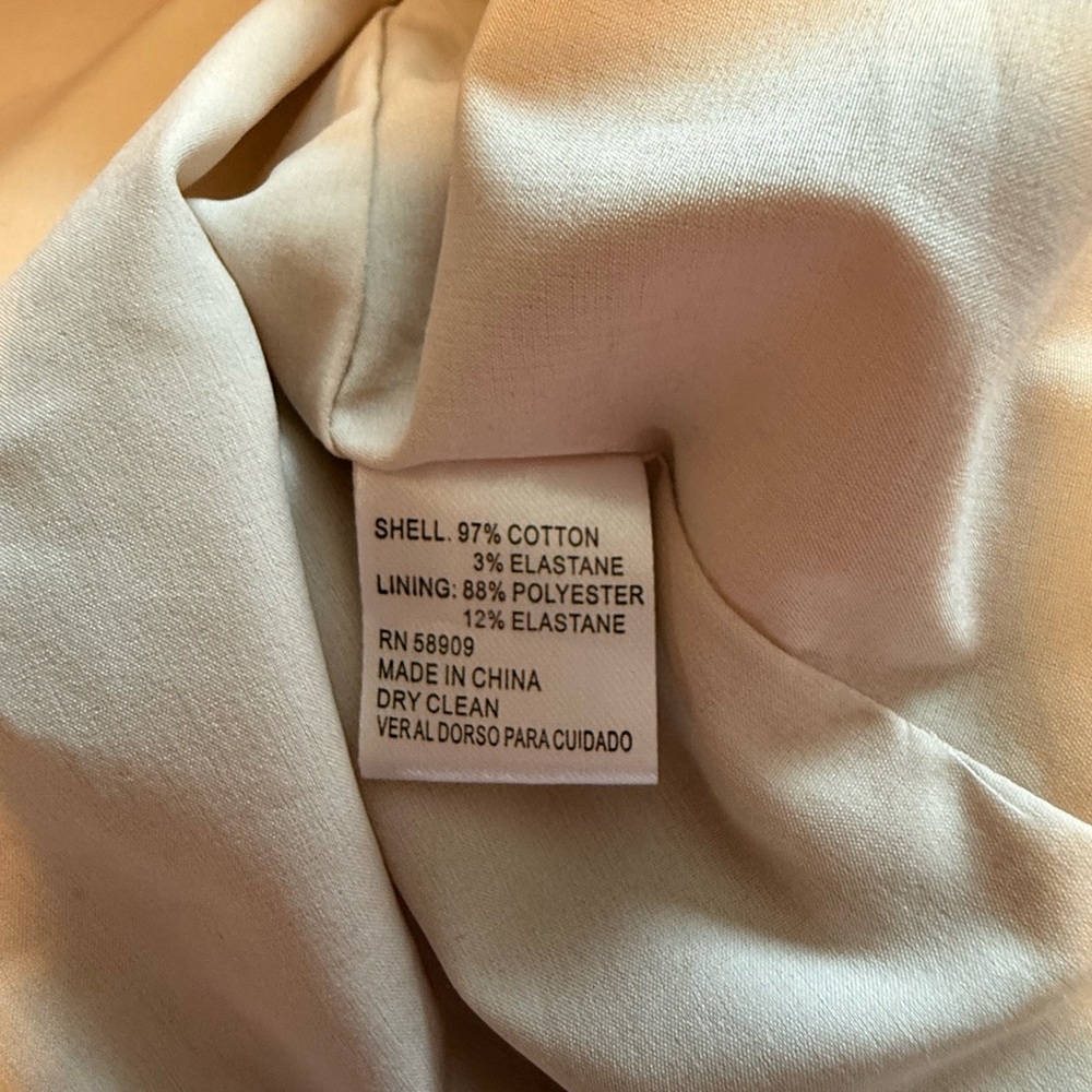 EUC Antonio Melani Cream Cotton Blend Fabric - Picture 3 of 3